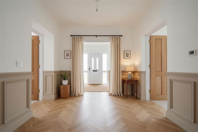 https://photos-a.propertyimages.ie/media/1/8/3/4911381/07c9daf2-a731-4da7-8460-81546eb3042e_l.jpg
