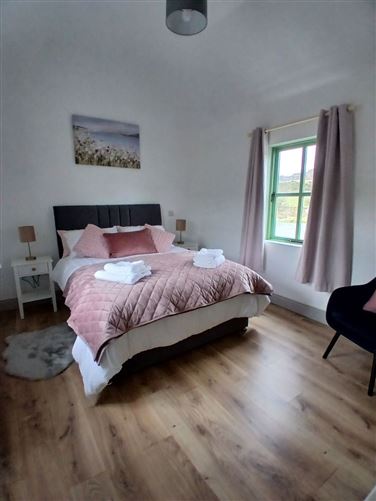 St. Kevin's Cottage Hollywood ,Vacation Rental in Wicklow, Ireland