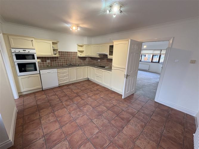 87 Binn Eadair View, Sutton, Dublin 13