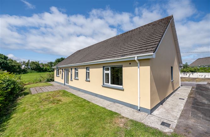 Toni's Cottage, Gortamullen Heights, Kenmare, Co. Kerry