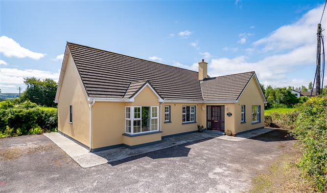Toni's Cottage, Gortamullen Heights, Kenmare, Co. Kerry