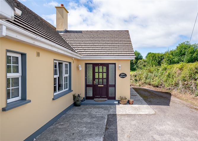 Toni's Cottage, Gortamullen Heights, Kenmare, Co. Kerry