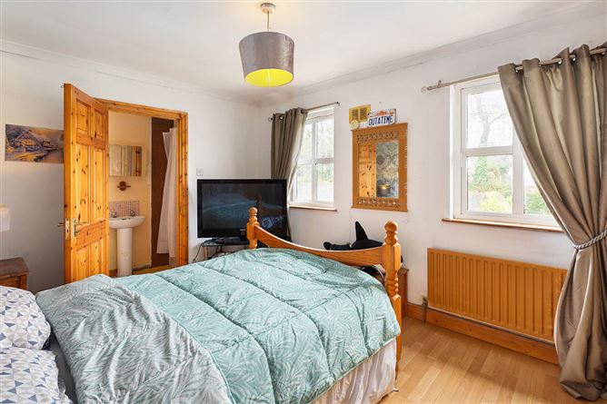 12 Burton Hall, Tullyallen, Louth