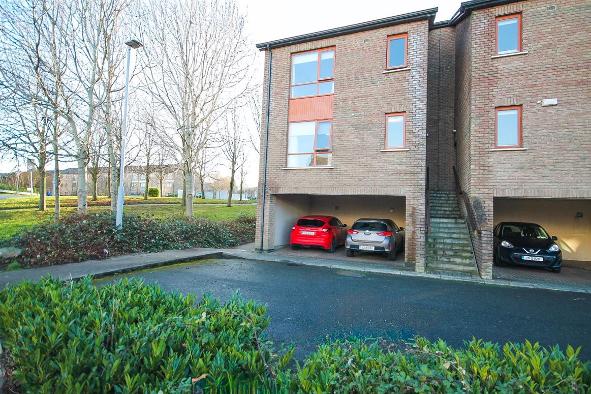 23 Hunter Green, Hunters Wood, Ballycullen, Dublin