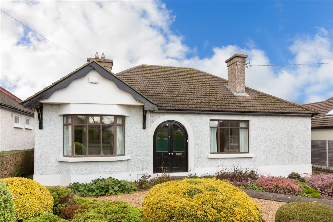 5 Woodlawn Park, Churchtown, Dublin 14