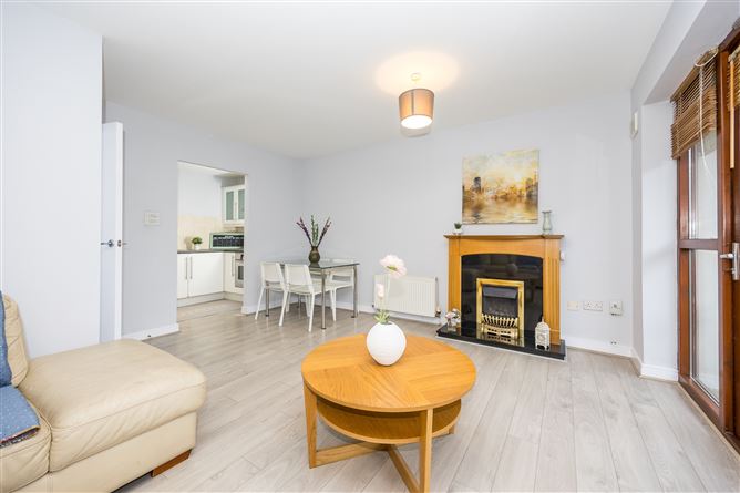 54 Temple Gardens, Santry, Dublin 9