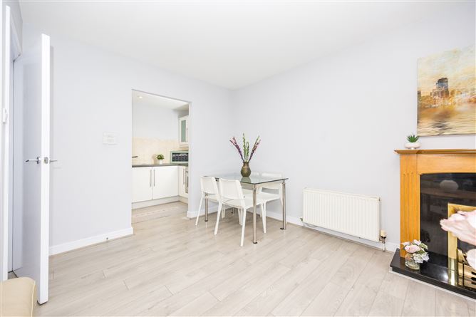 54 Temple Gardens, Santry, Dublin 9