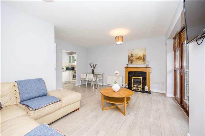 54 Temple Gardens, Santry, Dublin 9