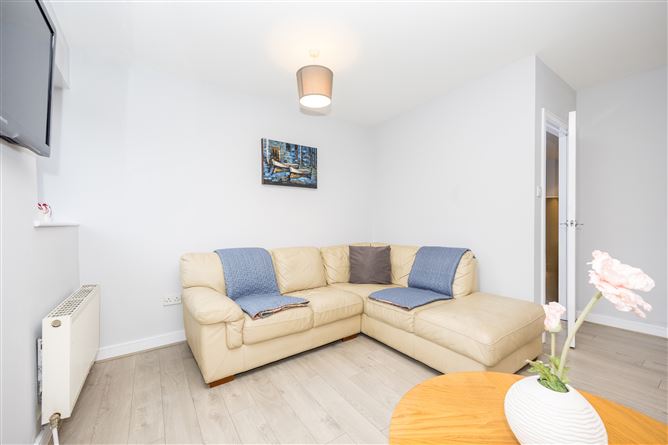 54 Temple Gardens, Santry, Dublin 9