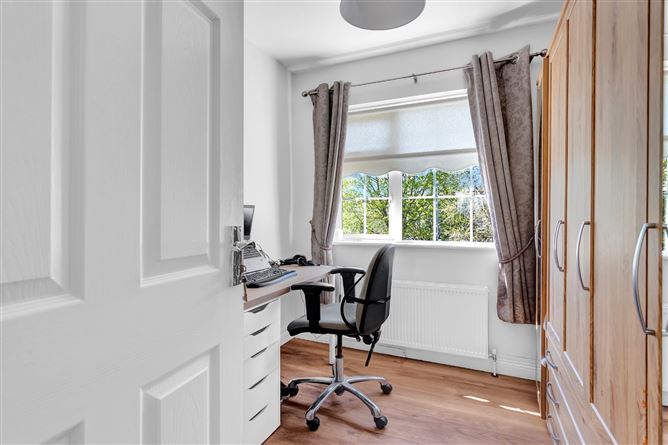 13 Mountain View, Blessington Rd, Naas, Co. Kildare