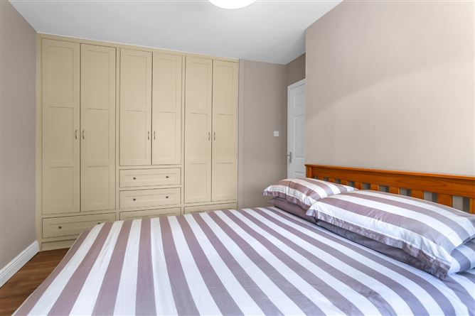 13 Mountain View, Blessington Rd, Naas, Co. Kildare