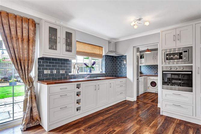 13 Mountain View, Blessington Rd, Naas, Co. Kildare