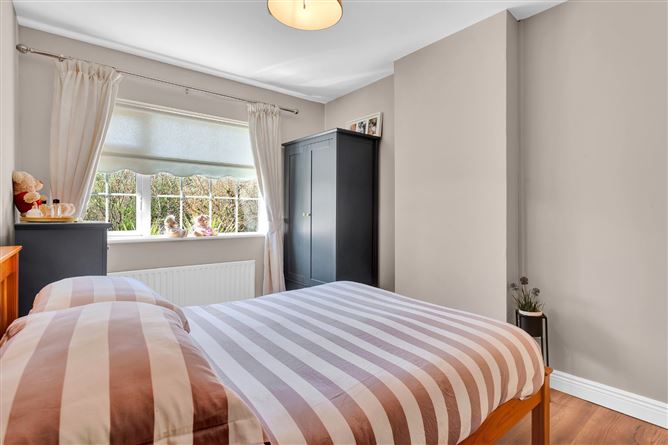 13 Mountain View, Blessington Rd, Naas, Co. Kildare
