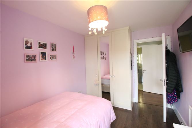 6 The Cedar, Cruagh Wood, Stepaside, Dublin 18