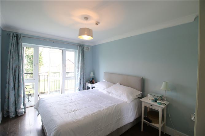 6 The Cedar, Cruagh Wood, Stepaside, Dublin 18