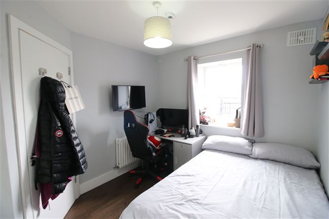 6 The Cedar, Cruagh Wood, Stepaside, Dublin 18