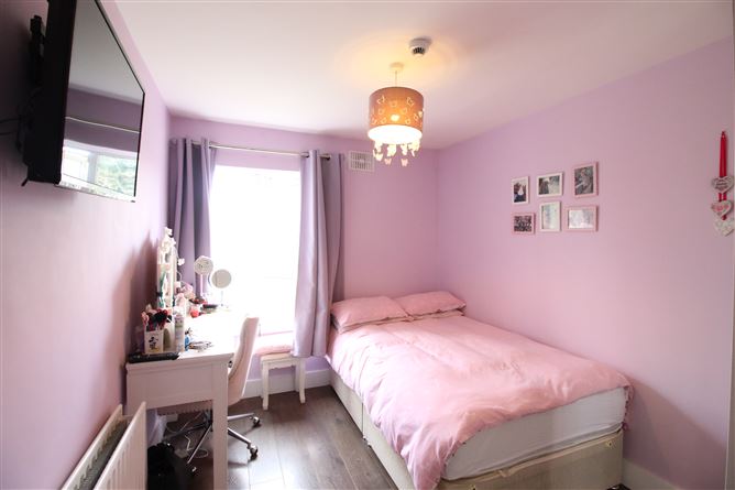 6 The Cedar, Cruagh Wood, Stepaside, Dublin 18