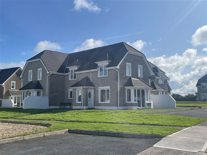 23A Moore Bay, Kilkee, Co. Clare