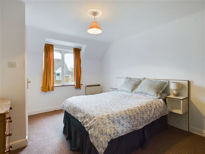 23A Moore Bay, Kilkee, Co. Clare