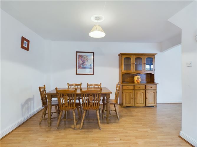 23A Moore Bay, Kilkee, Co. Clare