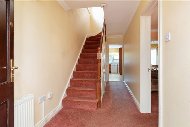 37 Wainsfort Manor Crescent, Terenure, Dublin 6W