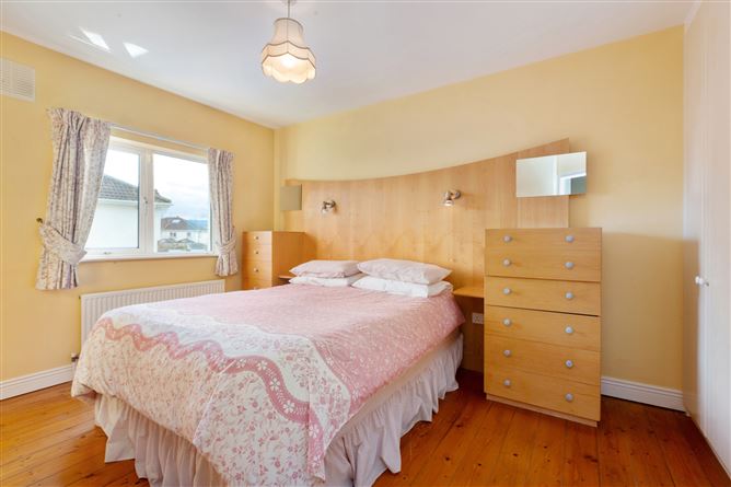 37 Wainsfort Manor Crescent, Terenure, Dublin 6W