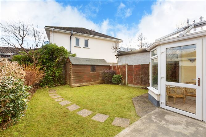 37 Wainsfort Manor Crescent, Terenure, Dublin 6W