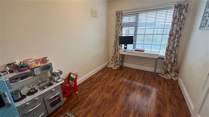 No. 34 Victoria Estate, Carrignafoy, Cobh, Co Cork , Cobh, East Cork
