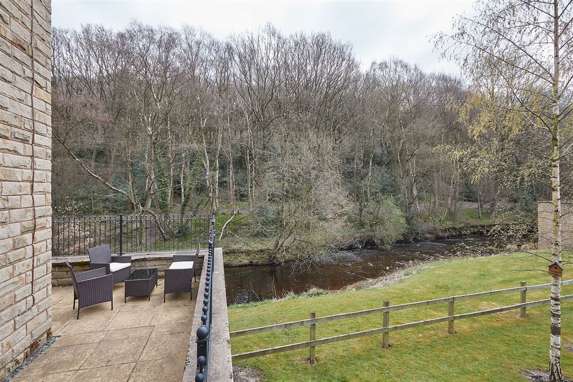 Little Hollywood,Thongsbridge,West Yorkshire,United Kingdom