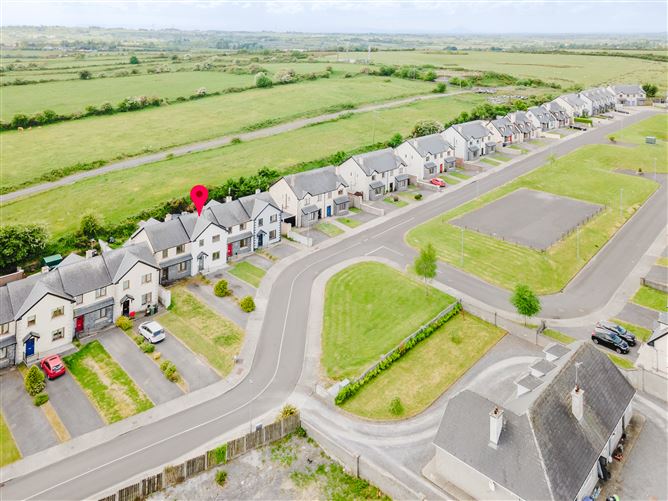 7 Carrowmore Drive, Knock, Mayo