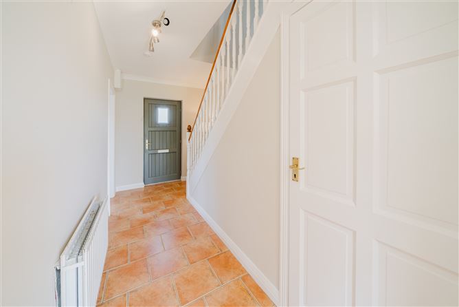 7 Carrowmore Drive, Knock, Mayo