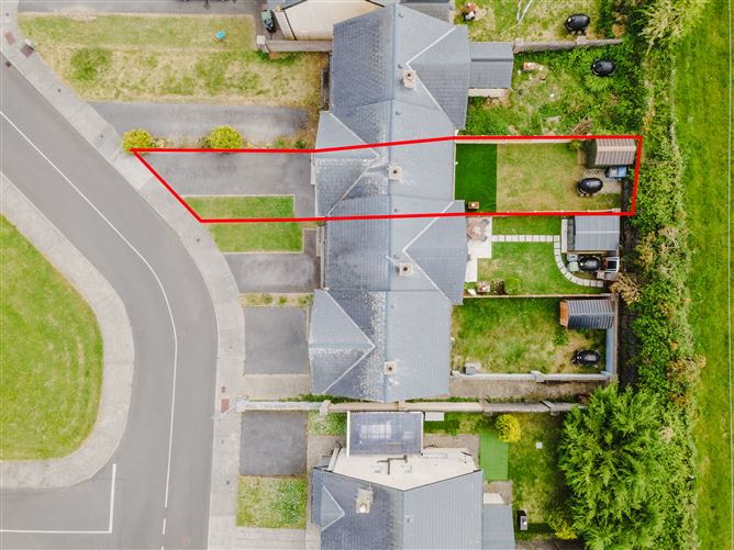 7 Carrowmore Drive, Knock, Mayo