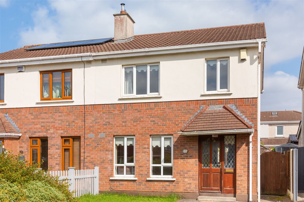 44 Castle Riada Avenue, Lucan, Co. Dublin