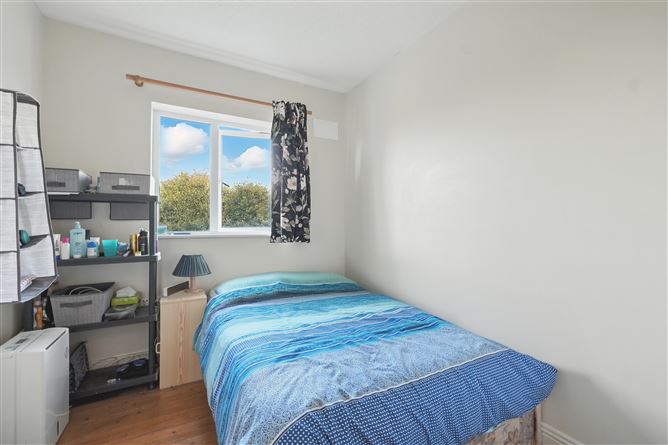 8 Gort Na Glaise, Sandy Road, Bohermore, Galway