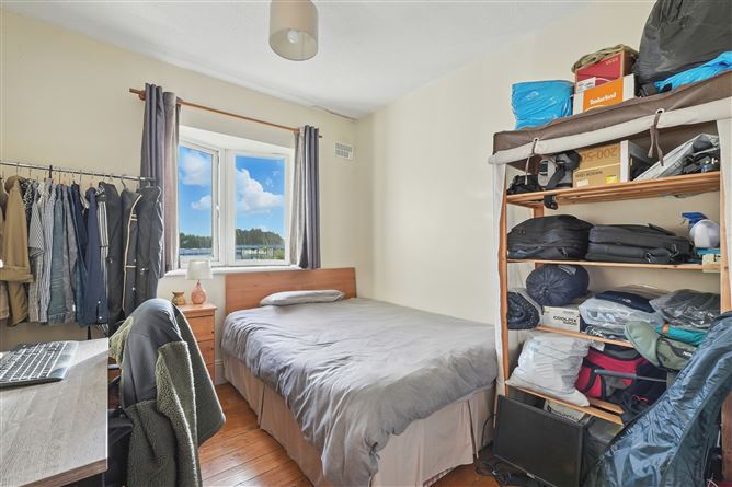 8 Gort Na Glaise, Sandy Road, Bohermore, Galway