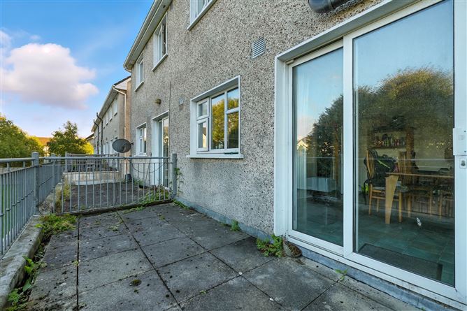 8 Gort Na Glaise, Sandy Road, Bohermore, Galway