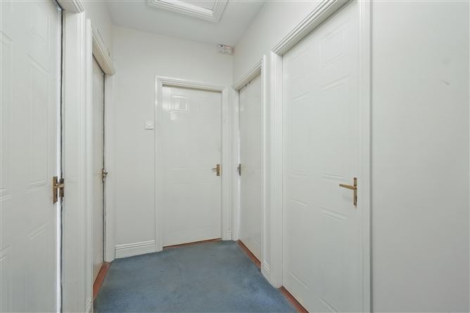 8 Gort Na Glaise, Sandy Road, Bohermore, Galway