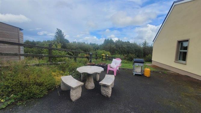 "Hazel Farm", Tullycooley, Dromahair, Leitrim