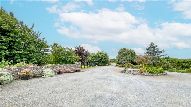 https://photos-a.propertyimages.ie/media/1/8/4/5015481/01bb1a32-acbd-4dd4-b799-f74498883988_l.jpg