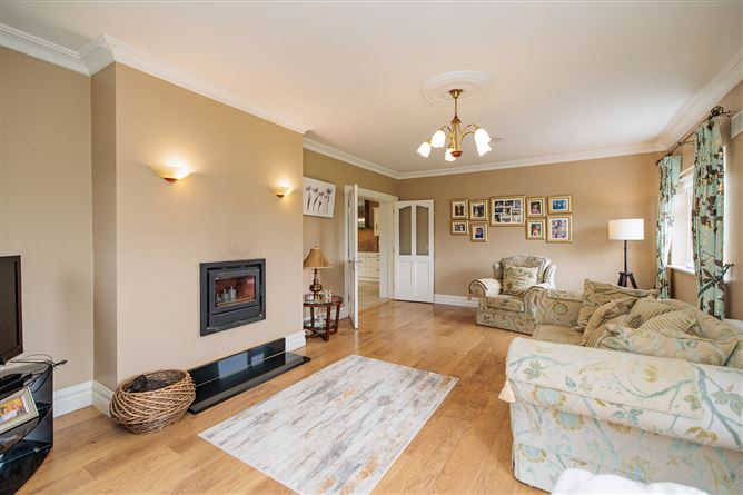 https://photos-a.propertyimages.ie/media/1/8/4/5015481/01bb1a32-acbd-4dd4-b799-f74498883988_l.jpg