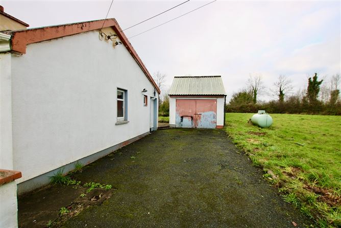 Clooneen, Bornacoola, Co. Longford