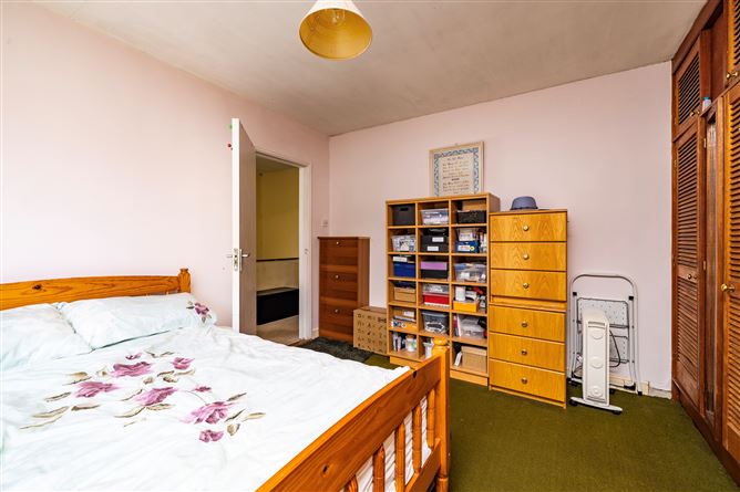 104 Santry Close, Santry, Dublin 9