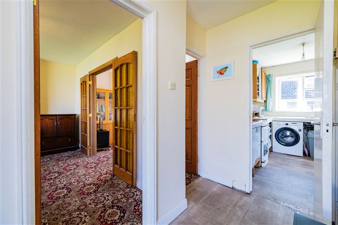 104 Santry Close, Santry, Dublin 9