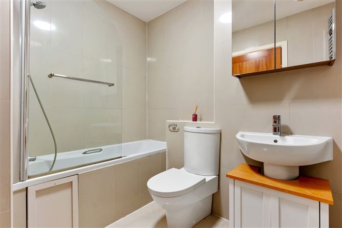 15 Chapelhill, Martins Row, Chapelizod, Dublin 20