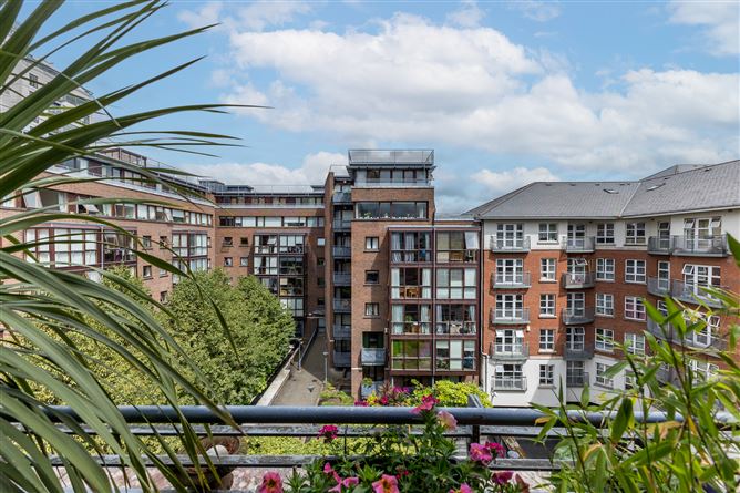 108 The Westmoreland, Charlotte Quay Dock, Grand Canal Dk, Dublin 4