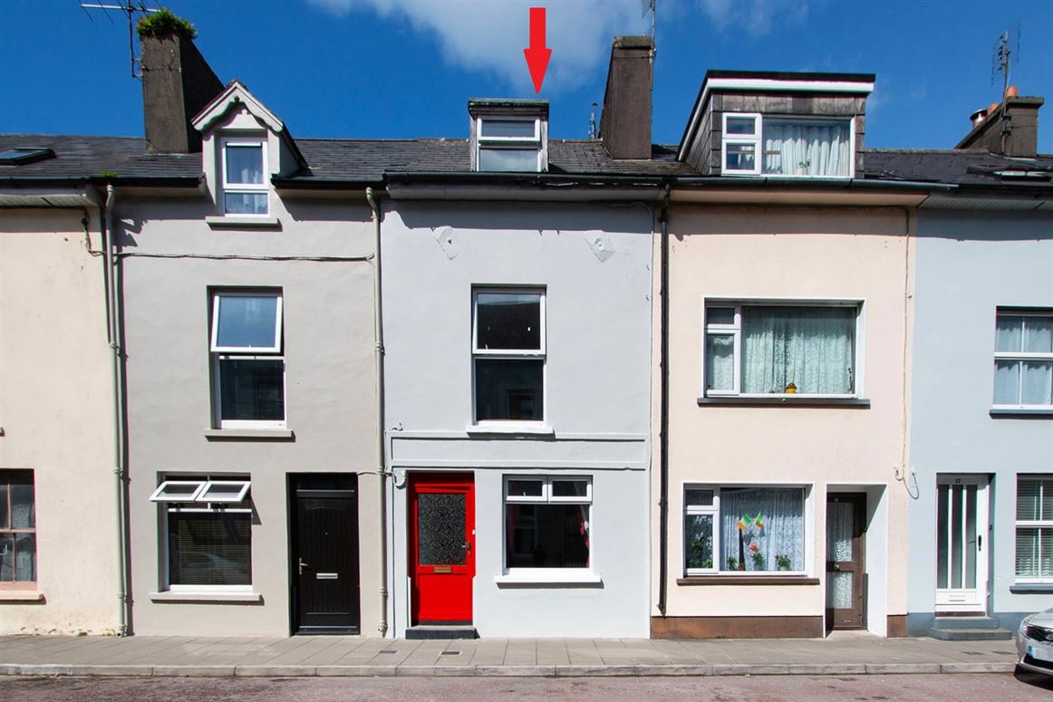 15 Wolfe Tone Street, Clonakilty, Co. Cork Sherry FitzGerald O'Neill