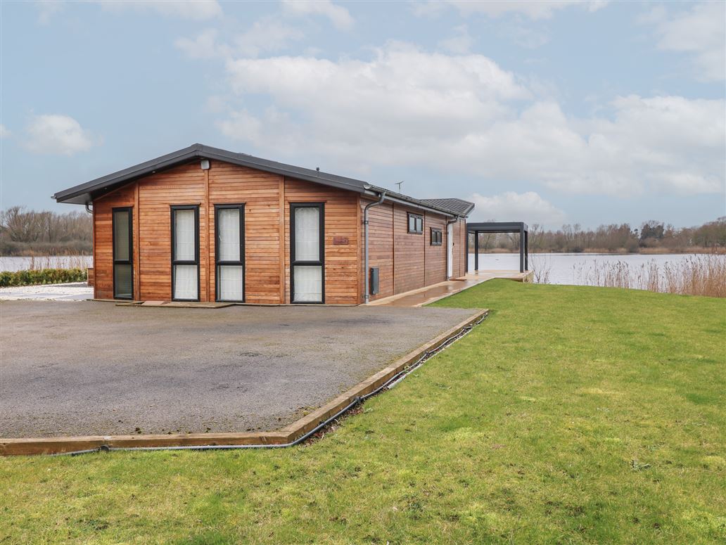 Tranquil Cove Spa Lodge,Langtoft,Lincolnshire,United Kingdom
