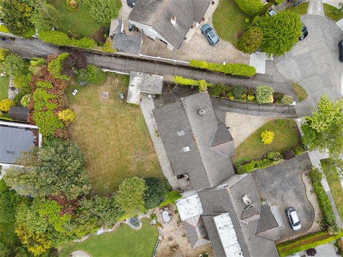Photo 15 of 17 — 24 Cluny Grove, Killiney, County Dublin