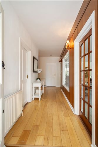 24 Cluny Grove, Killiney, County Dublin