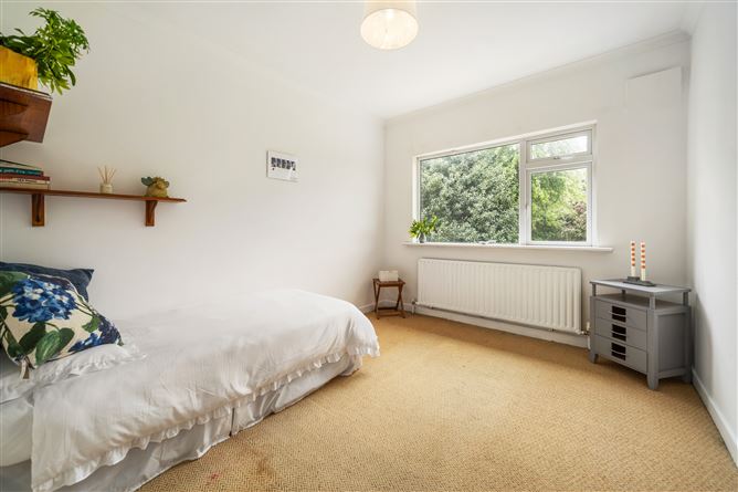 Photo 13 of 17 — 24 Cluny Grove, Killiney, County Dublin